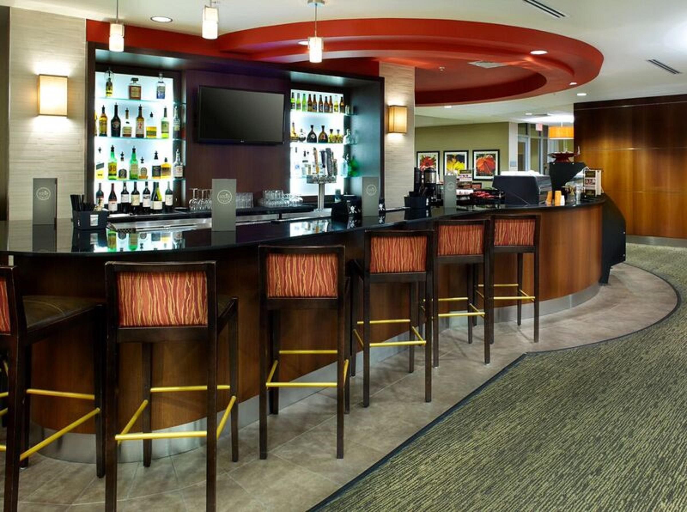 Holiday Inn Express Miami Airport-Blue Lagoon Area By Ihg Miami Springs Exterior foto