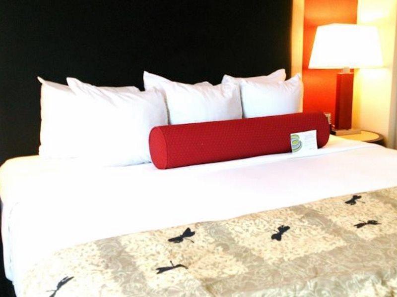 Holiday Inn Express Miami Airport-Blue Lagoon Area By Ihg Miami Springs Exterior foto